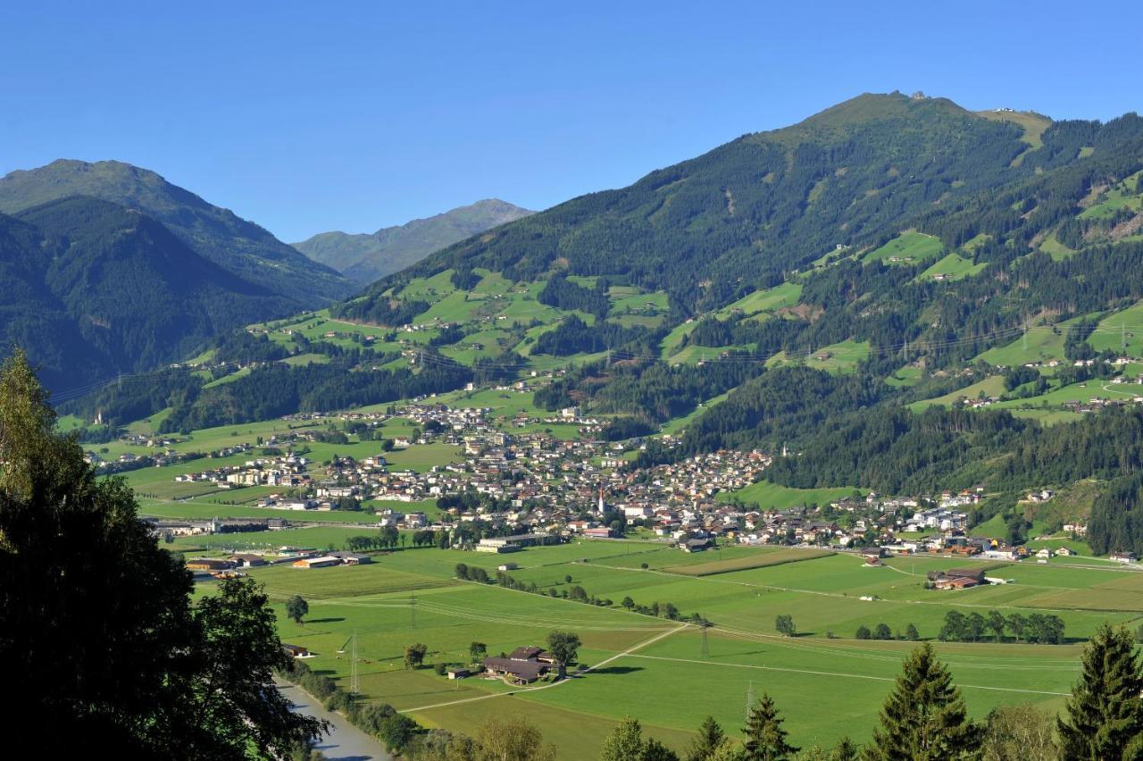 Chalets Steiner Hart im Zillertal Exterior foto